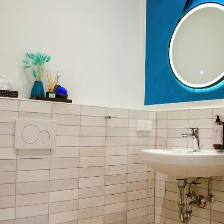 Homely Stay Studio 2 - Modern Self-Check-In Room In München Eksteriør billede